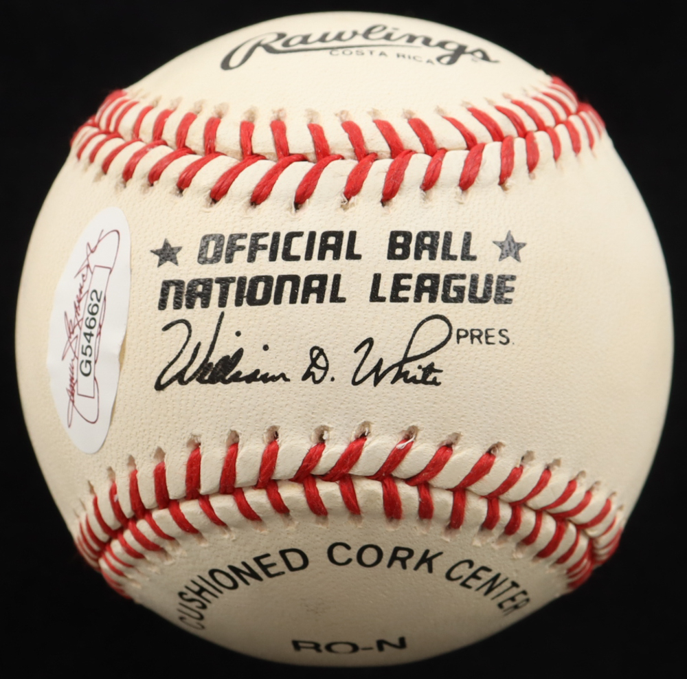 Duke Snider Signed ONL Baseball With Display Case (JSA) at PristineAuction.com Duke Snider Signed ONL Baseball With Display Case (JSA) at PristineAuction.com