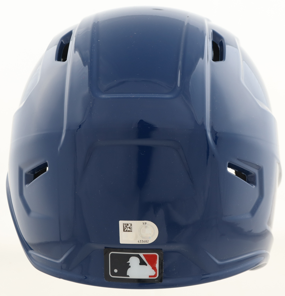 Freddie Freeman Signed Dodgers Full-Size Batting Helmet (MLB) at PristineAuction.com Freddie Freeman Signed Dodgers Full-Size Batting Helmet (MLB) at PristineAuction.com