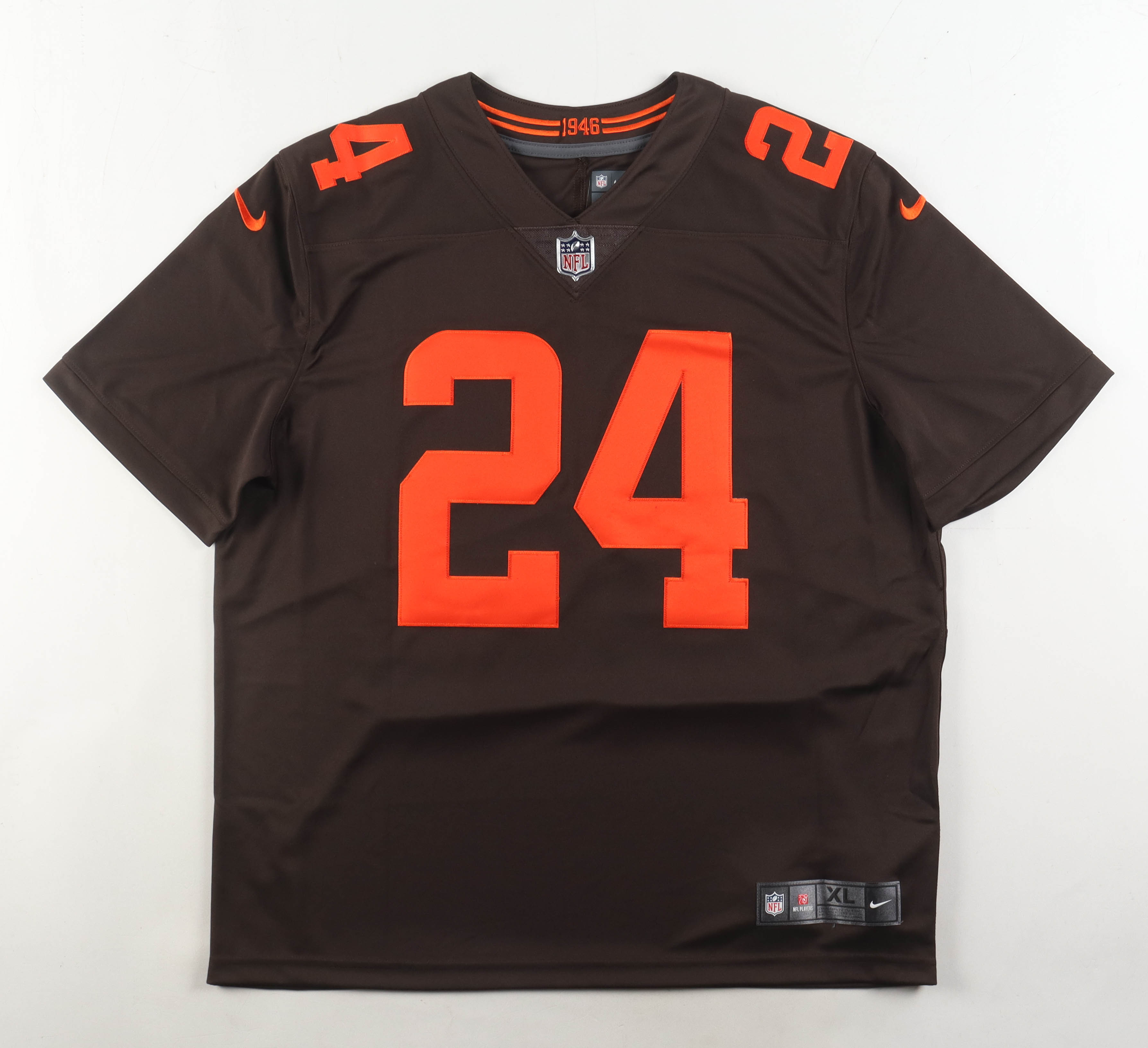 Nick Chubb Signed Browns Nike Authentic Jersey (Beckett) at PristineAuction.com Nick Chubb Signed Browns Nike Authentic Jersey (Beckett) at PristineAuction.com