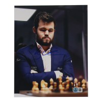 Magnus Carlsen Signed 8x10 Photo (Beckett) at PristineAuction.com