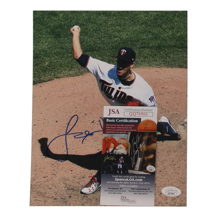 José Berríos Signed Twins 8x10 Photo (JSA) at PristineAuction.com José Berríos Signed Twins 8x10 Photo (JSA) at PristineAuction.com