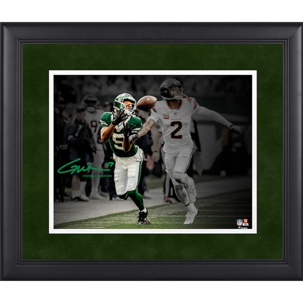Garrett Wilson Jets Custom Framed Spotlight Photo at PristineAuction.com Garrett Wilson Jets Custom Framed Spotlight Photo at PristineAuction.com