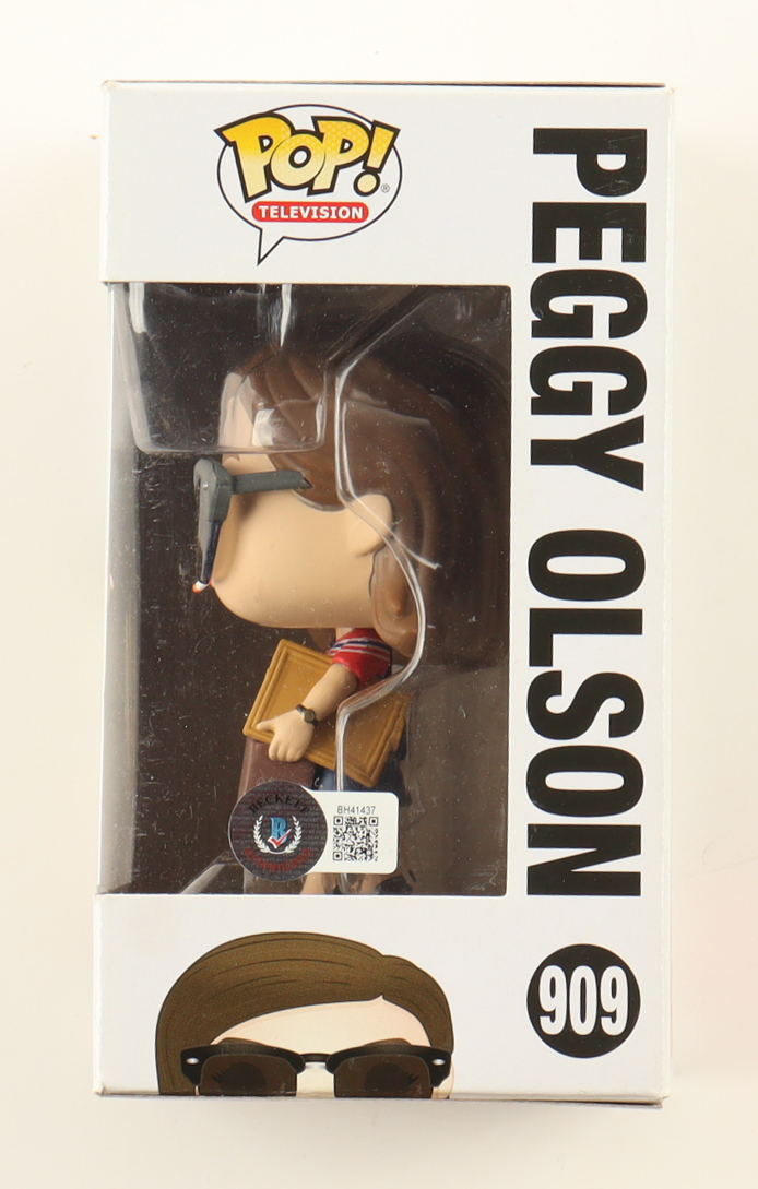 Elisabeth Moss Signed "Mad Men" #909 Peggy Olson Funko Pop Vinyl Figure (Beckett) at PristineAuction.com Elisabeth Moss Signed "Mad Men" #909 Peggy Olson Funko Pop Vinyl Figure (Beckett) at PristineAuction.com