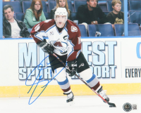Joe Sakic Signed Avalanche 8x10 Photo (Beckett) at PristineAuction.com