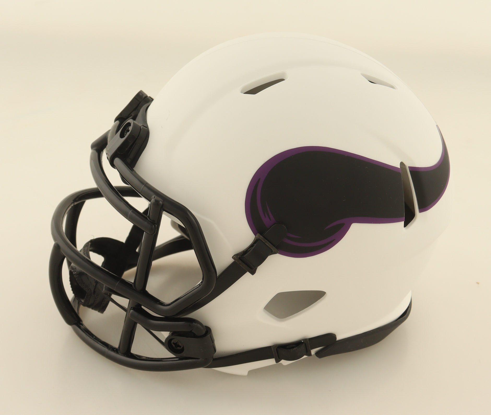 Sammy White Signed Vikings Lunar Eclipse Alternate Speed Mini Helmet Inscribed "R.O.Y 1976" (JSA) at PristineAuction.com Sammy White Signed Vikings Lunar Eclipse Alternate Speed Mini Helmet Inscribed "R.O.Y 1976" (JSA) at PristineAuction.com