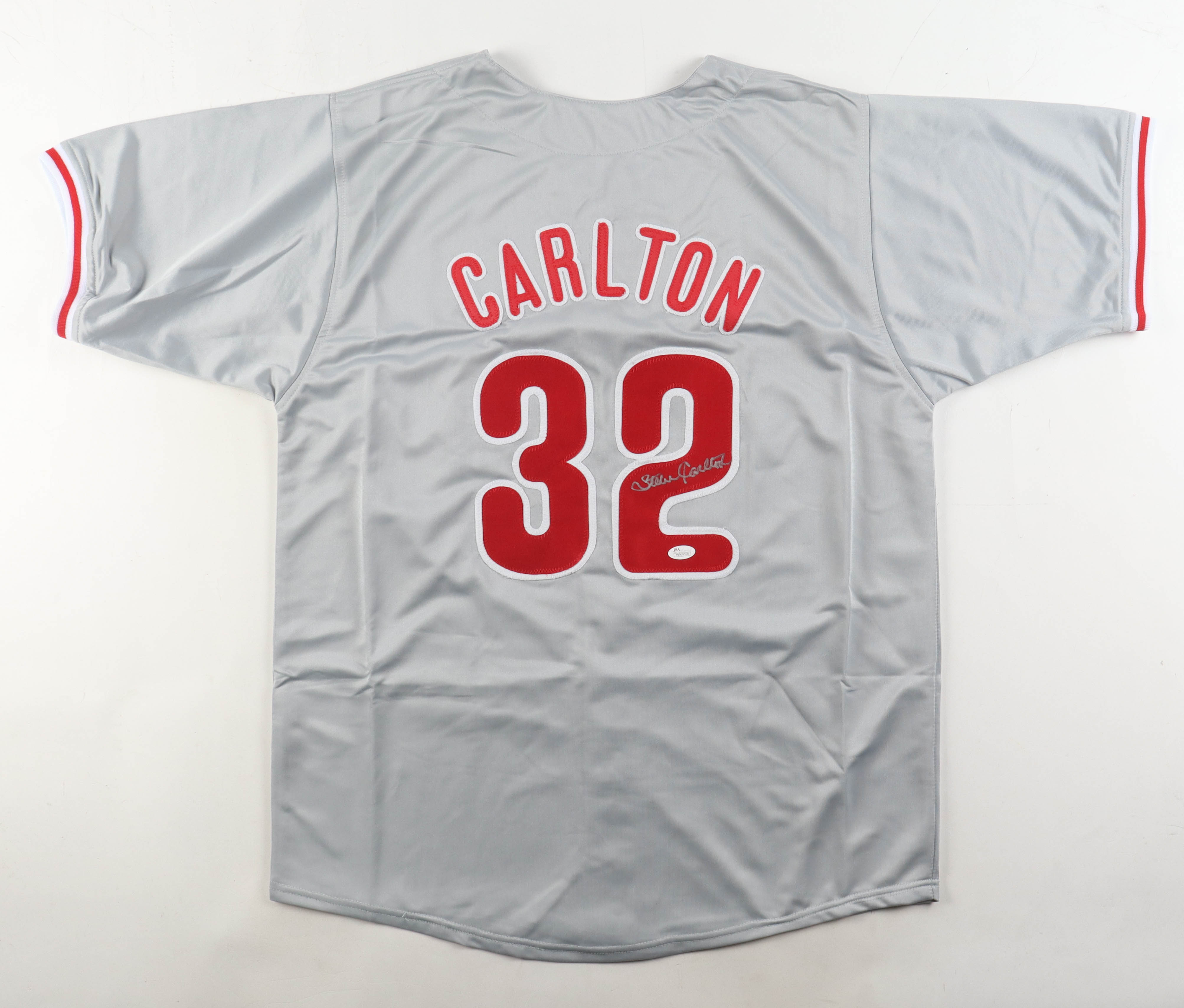 Steve Carlton Signed Jersey (JSA) at PristineAuction.com Steve Carlton Signed Jersey (JSA) at PristineAuction.com