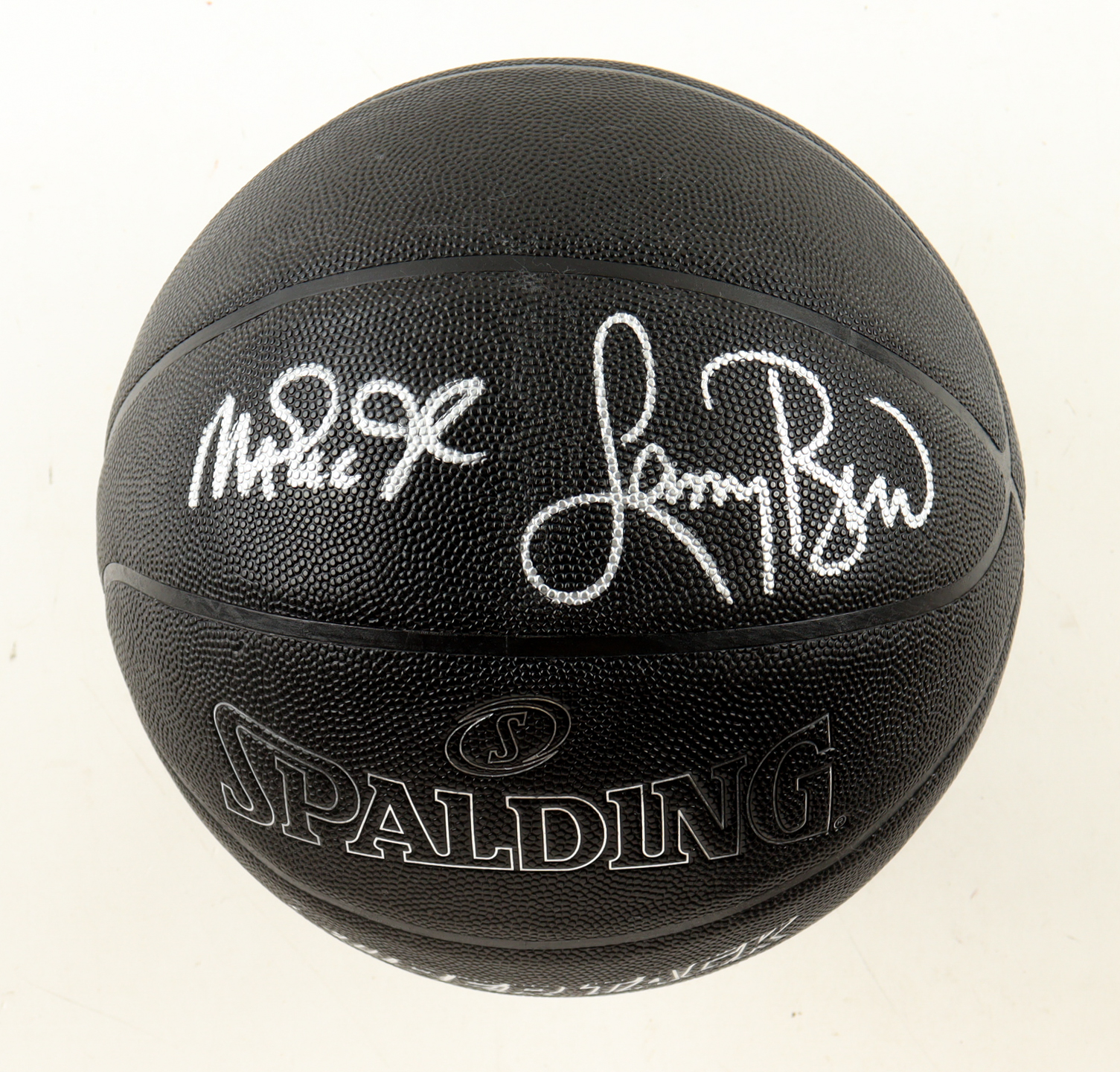 Magic Johnson & Larry Bird Signed NBA Black Edition Basketball (PSA & Beckett) at PristineAuction.com Magic Johnson & Larry Bird Signed NBA Black Edition Basketball (PSA & Beckett) at PristineAuction.com