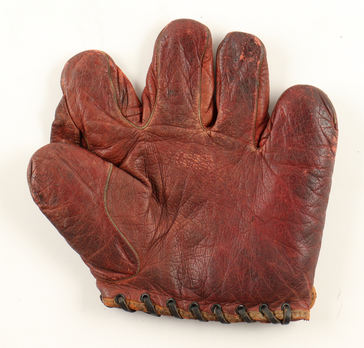 1940 Reach Model Baseball Glove at PristineAuction.com 1940 Reach Model Baseball Glove at PristineAuction.com