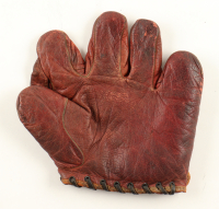 1940 Reach Model Baseball Glove at PristineAuction.com