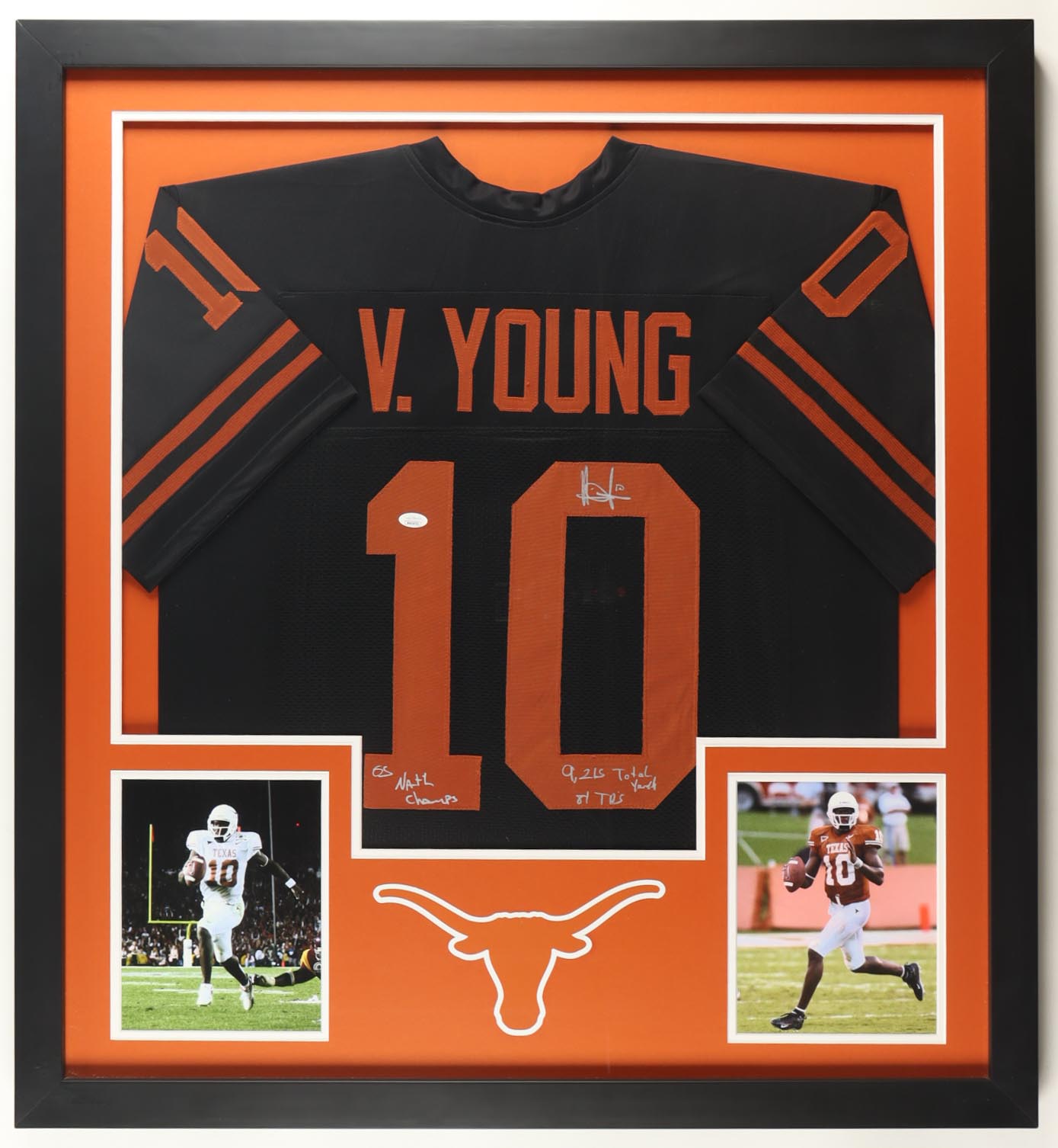 Vince Young Signed Custom Framed Jersey Display Inscribed "05 Nat'l Champs" & "9,215 Total Yards 81 Td's" (JSA) at PristineAuction.com Vince Young Signed Custom Framed Jersey Display Inscribed "05 Nat'l Champs" & "9,215 Total Yards 81 Td's" (JSA) at PristineAuction.com