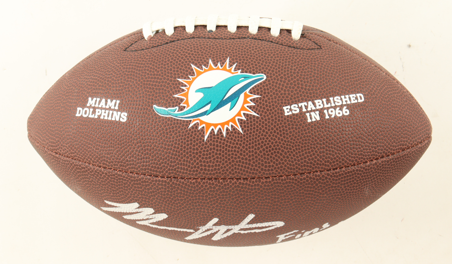 Malik Washington Signed Dolphins Logo Football Inscribed "Fins Up!" (JSA) at PristineAuction.com Malik Washington Signed Dolphins Logo Football Inscribed "Fins Up!" (JSA) at PristineAuction.com