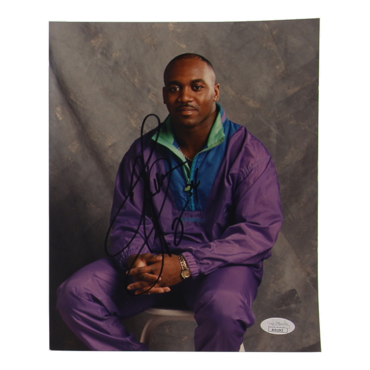 Thurman Thomas Signed 8x10 Photo (JSA) at PristineAuction.com Thurman Thomas Signed 8x10 Photo (JSA) at PristineAuction.com