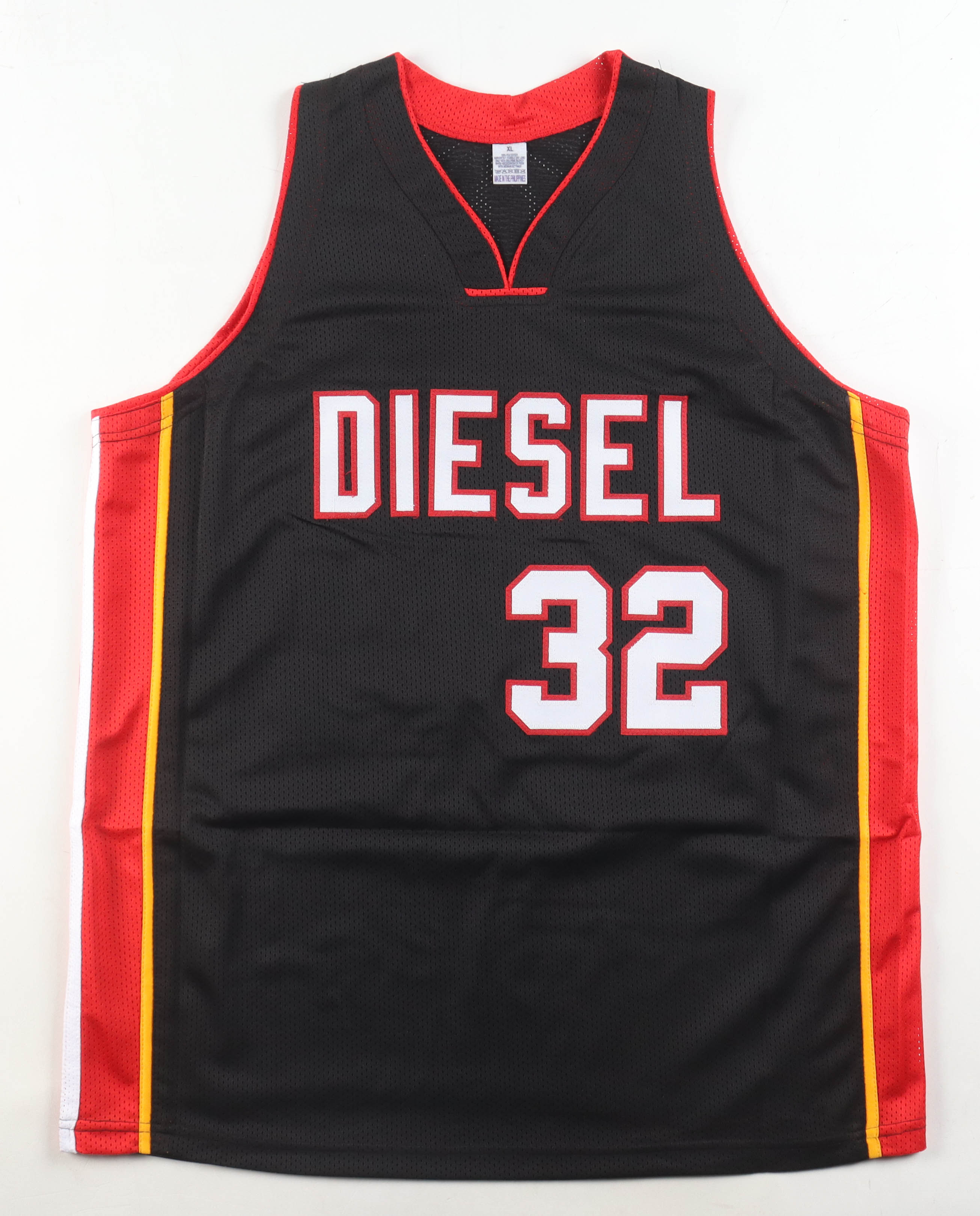 Shaquille O'Neal Signed Jersey (JSA) at PristineAuction.com Shaquille O'Neal Signed Jersey (JSA) at PristineAuction.com