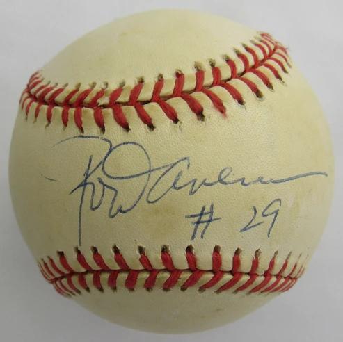 Rod Carew Signed OAL Baseball (JSA) at PristineAuction.com Rod Carew Signed OAL Baseball (JSA) at PristineAuction.com