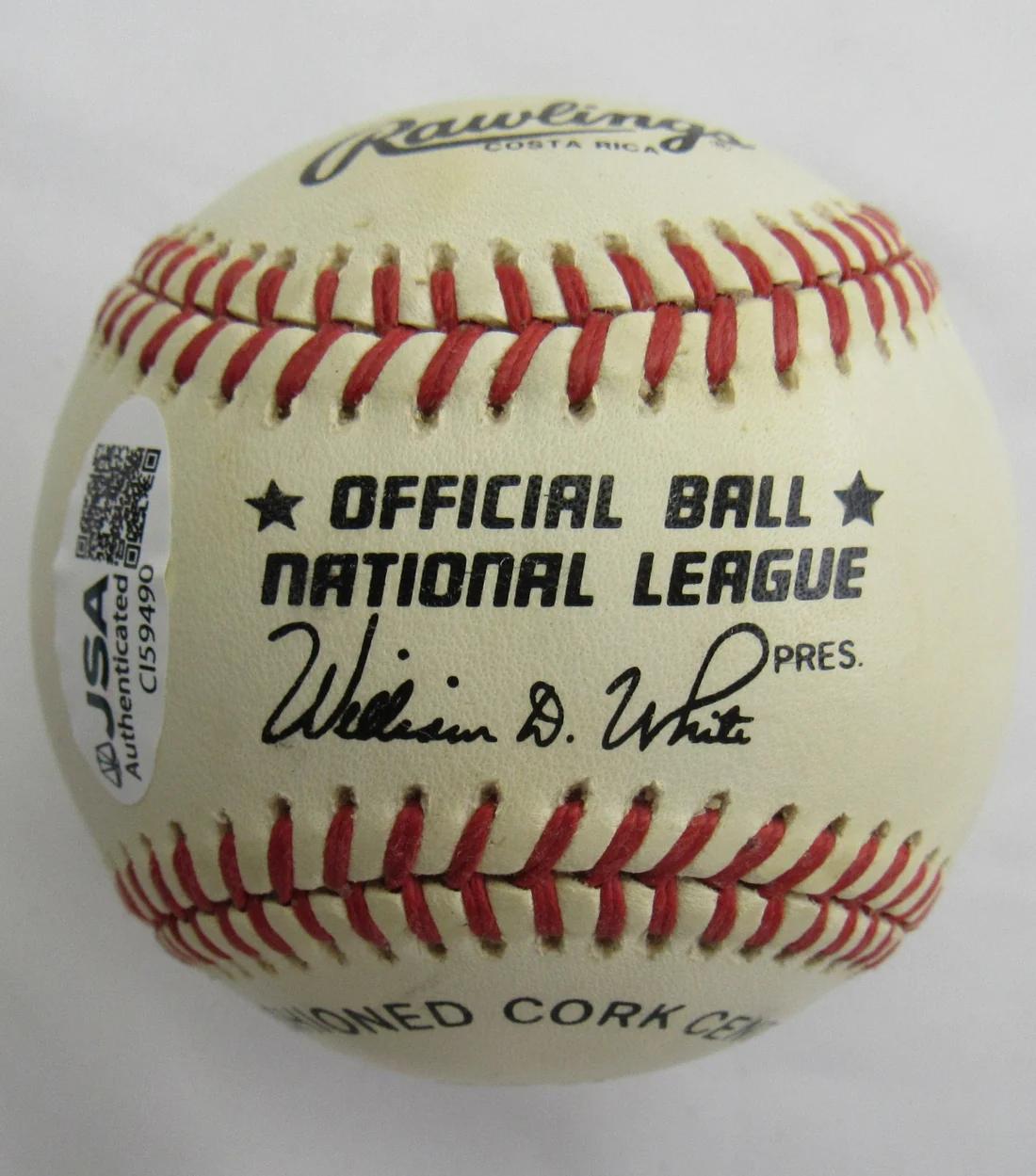 Roger Clemens Signed ONL Baseball (JSA) at PristineAuction.com Roger Clemens Signed ONL Baseball (JSA) at PristineAuction.com