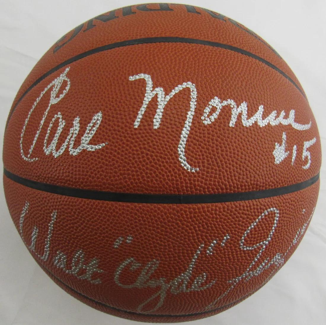 Earl Monroe, Walt Frazier & Willie Reed Signed NBA Basketball (JSA) at PristineAuction.com Earl Monroe, Walt Frazier & Willie Reed Signed NBA Basketball (JSA) at PristineAuction.com