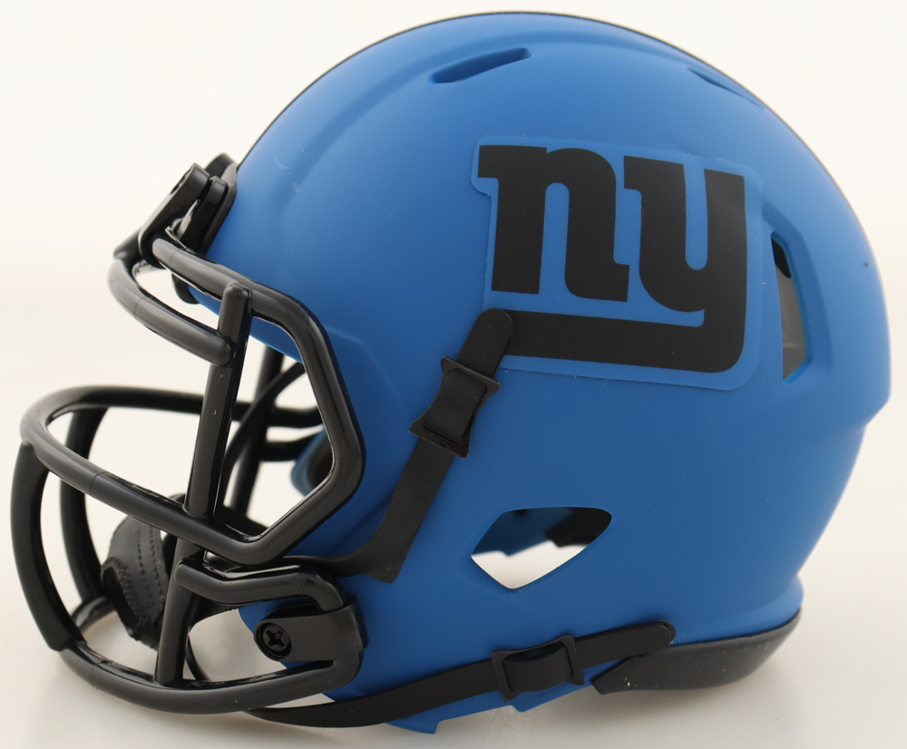 Abdul Carter Signed Giants Rave Alternate Speed Mini Helmet (Beckett) at PristineAuction.com Abdul Carter Signed Giants Rave Alternate Speed Mini Helmet (Beckett) at PristineAuction.com