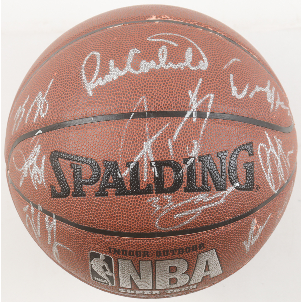 2013-14 Dallas Mavericks Team-Signed Basketball by (15) with Vince Carter, Dirk Nowitzki, Shawn Marion, Rick Carlisle (Beckett) at PristineAuction.com