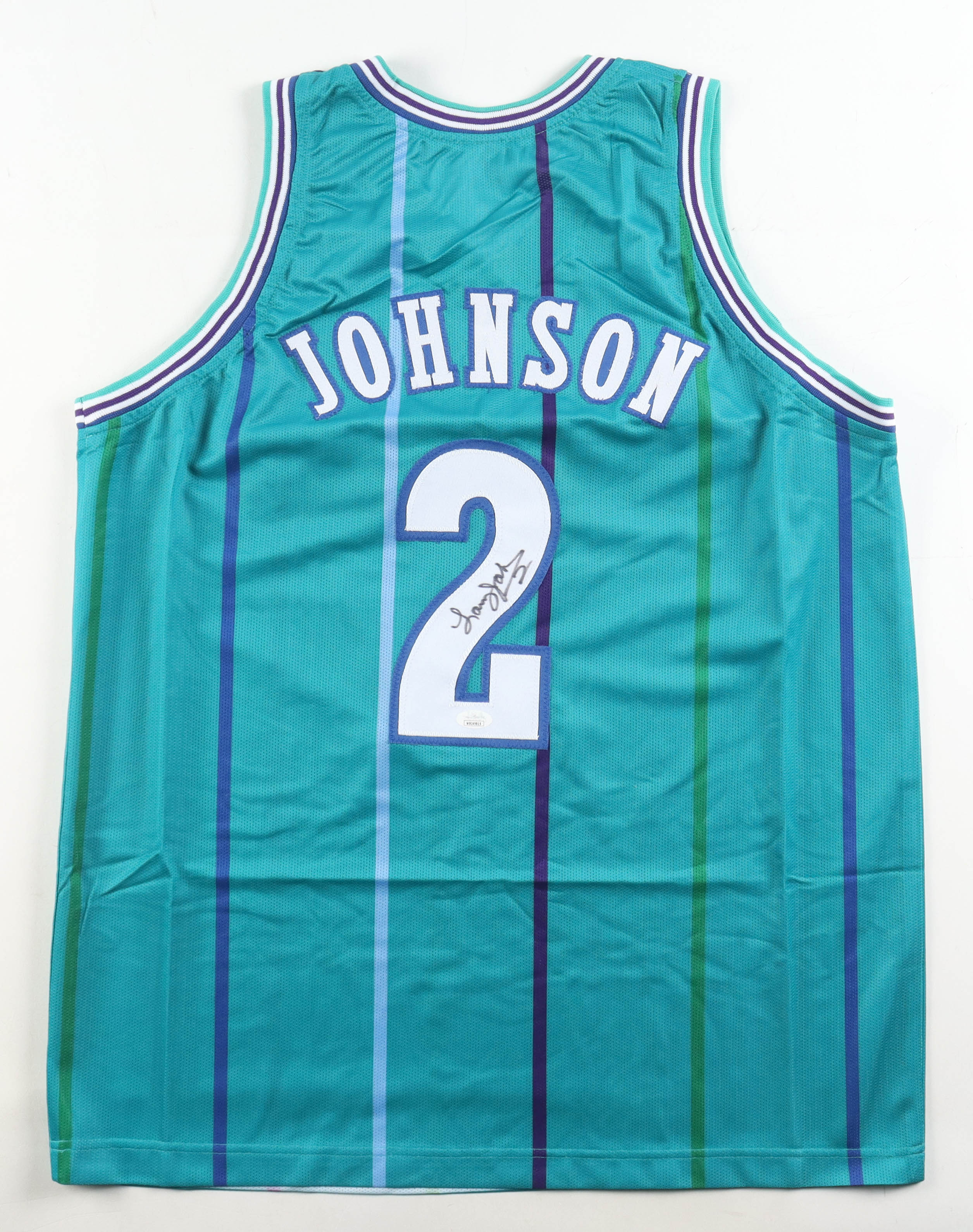Larry Johnson Signed Jersey (JSA) at PristineAuction.com Larry Johnson Signed Jersey (JSA) at PristineAuction.com