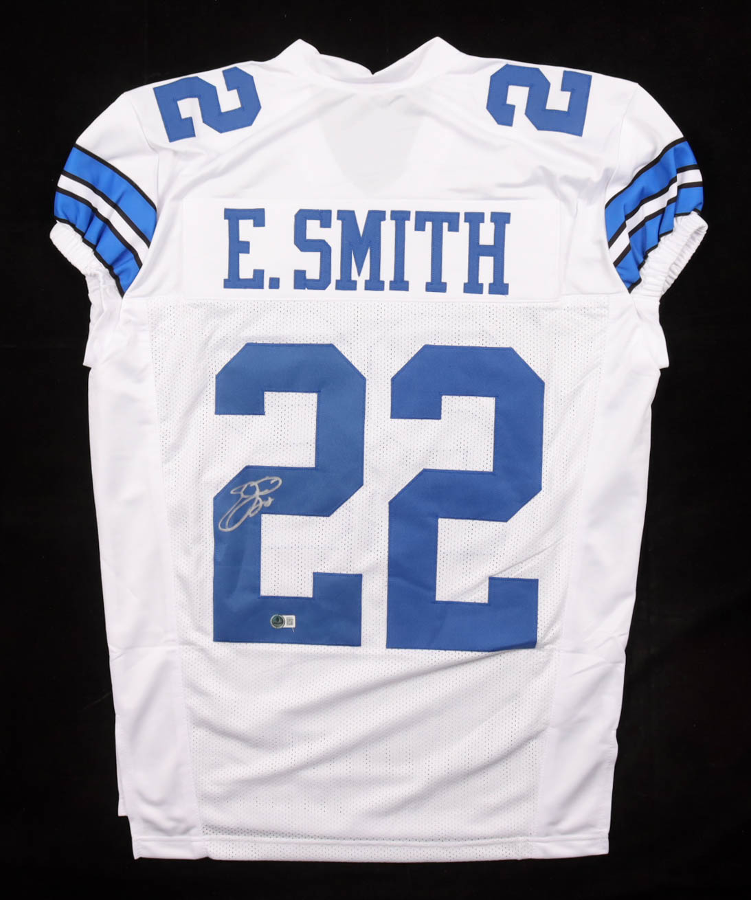 Emmitt Smith Signed Jersey (Beckett) at PristineAuction.com Emmitt Smith Signed Jersey (Beckett) at PristineAuction.com