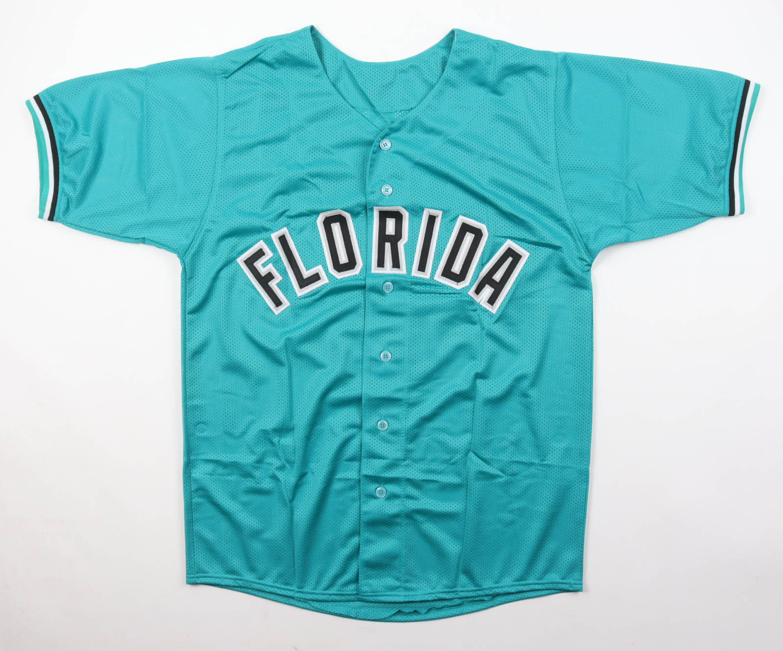 Andre Dawson Signed Jersey (Beckett) at PristineAuction.com Andre Dawson Signed Jersey (Beckett) at PristineAuction.com