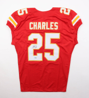 Jamaal Charles Signed Jersey (Beckett) at PristineAuction.com