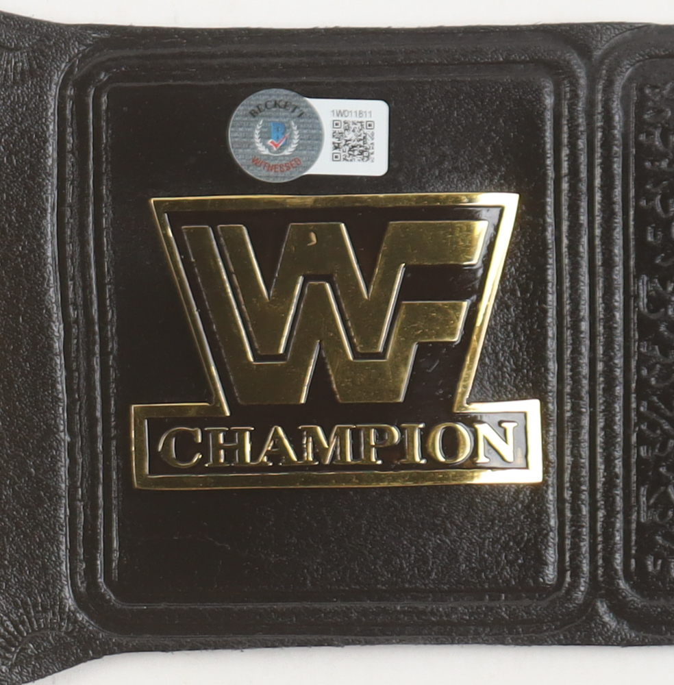 Bret "Hitman" Hart Signed WWF Championship Belt (Beckett) at PristineAuction.com Bret "Hitman" Hart Signed WWF Championship Belt (Beckett) at PristineAuction.com