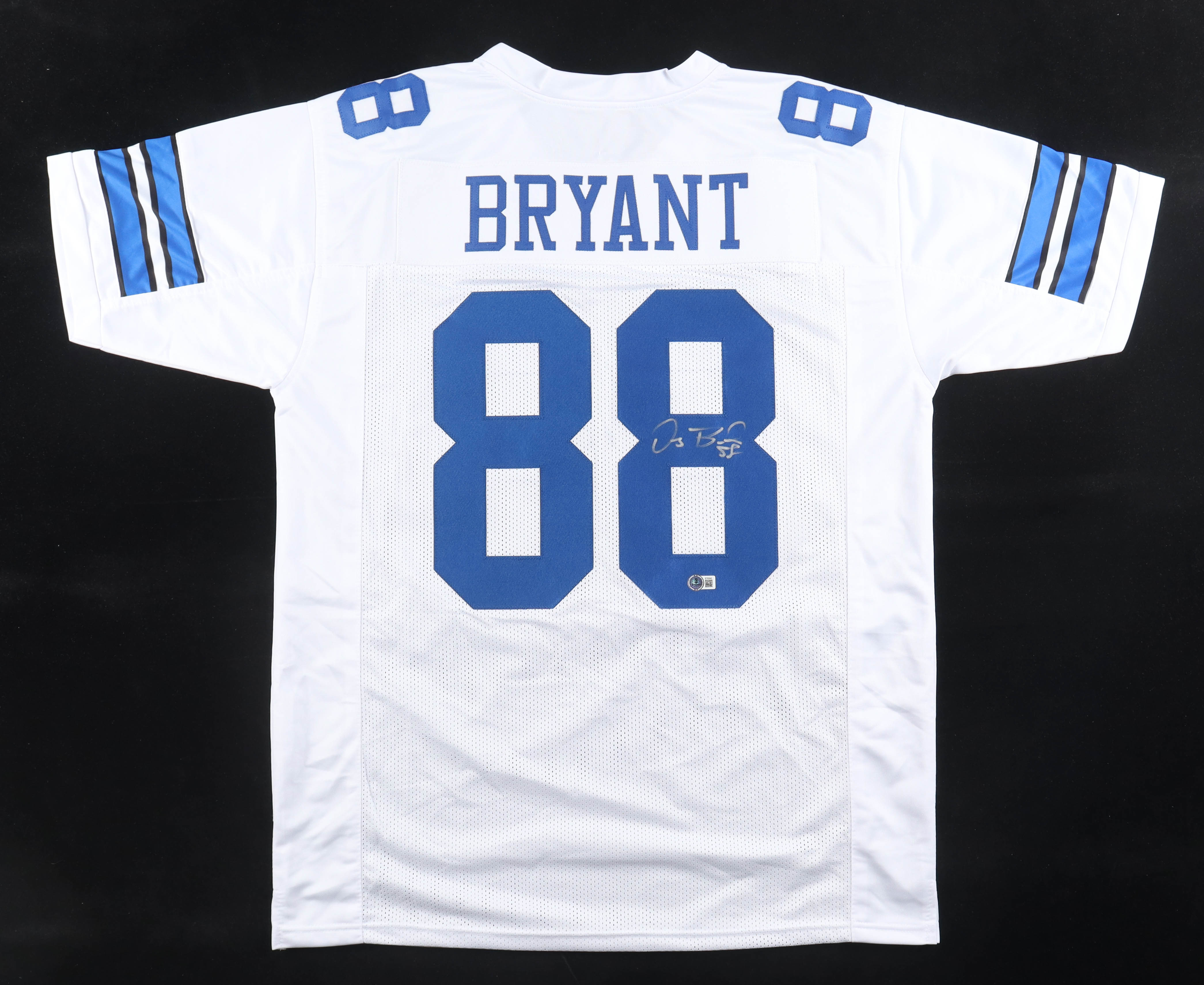 Dez Bryant Signed Jersey (Beckett) at PristineAuction.com Dez Bryant Signed Jersey (Beckett) at PristineAuction.com