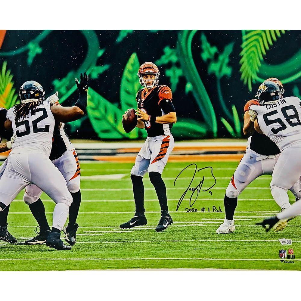 Joe Burrow Signed Bengals 16x20 Photo Inscribed "2020 #1 Draft Pick" (Fanatics) at PristineAuction.com Joe Burrow Signed Bengals 16x20 Photo Inscribed "2020 #1 Draft Pick" (Fanatics) at PristineAuction.com