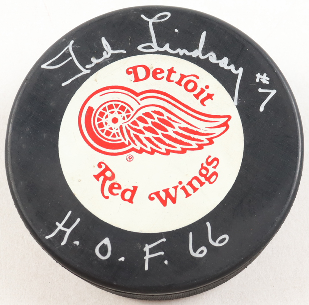 Ted Lindsay Signed Detroit Red Wings Logo Hockey Puck with Display Case Inscribed "HOF 66" (PSA) at PristineAuction.com Ted Lindsay Signed Detroit Red Wings Logo Hockey Puck with Display Case Inscribed "HOF 66" (PSA) at PristineAuction.com