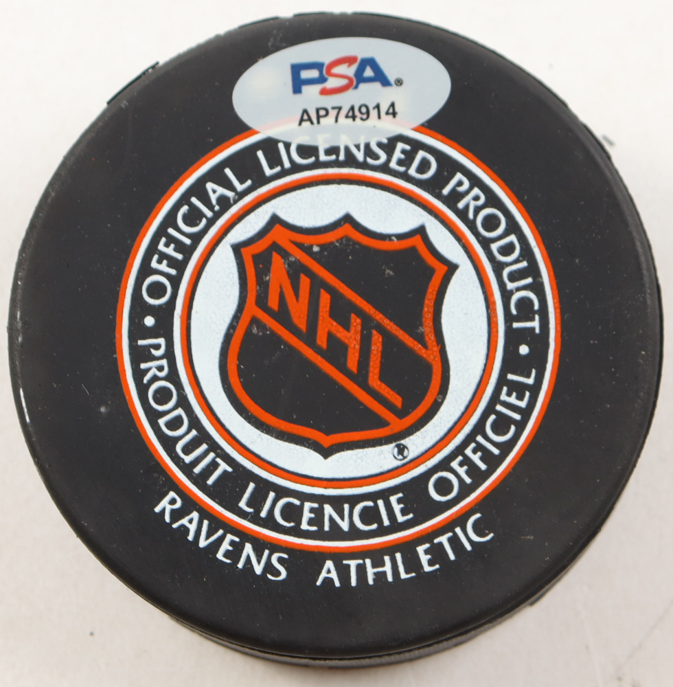 Frank Mahovlich & Pete Mahovlich Signed Detroit Red Wings Logo Hockey Puck with Display Case (PSA) at PristineAuction.com Frank Mahovlich & Pete Mahovlich Signed Detroit Red Wings Logo Hockey Puck with Display Case (PSA) at PristineAuction.com