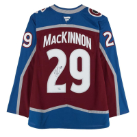 Nathan MacKinnon Signed Avalanche Fanatics Jersey (Fanatics) at PristineAuction.com