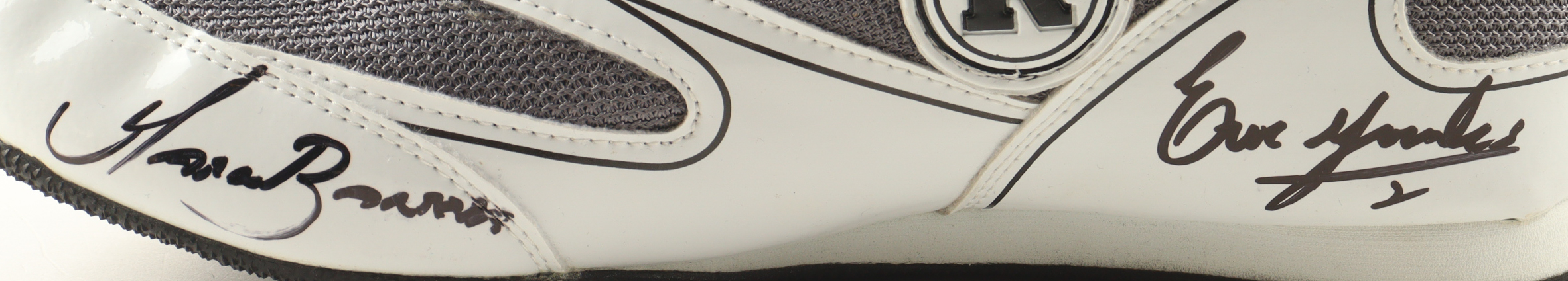 Julio Cessar Chavez, Marco Antonio Barrera & Erik Morales Signed Set of (2) Ringside Professional Boxing Shoes (JSA) at PristineAuction.com Julio Cessar Chavez, Marco Antonio Barrera & Erik Morales Signed Set of (2) Ringside Professional Boxing Shoes (JSA) at PristineAuction.com