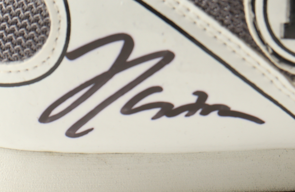 Julio Cessar Chavez, Marco Antonio Barrera & Erik Morales Signed Set of (2) Ringside Professional Boxing Shoes (JSA) at PristineAuction.com Julio Cessar Chavez, Marco Antonio Barrera & Erik Morales Signed Set of (2) Ringside Professional Boxing Shoes (JSA) at PristineAuction.com