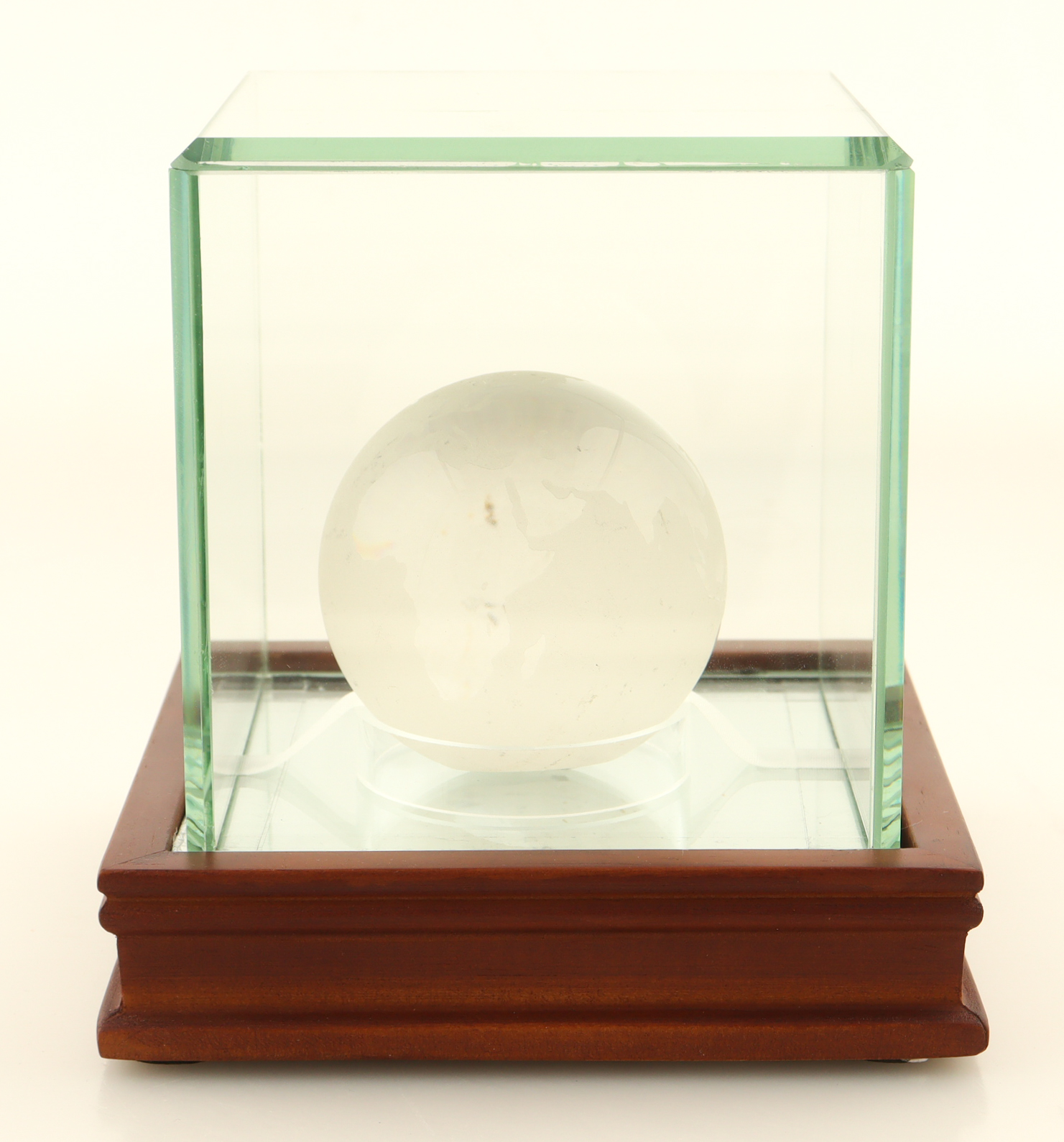 Tiffany & Co. Lead Crystal Globe With Wood & Glass Display Case at PristineAuction.com Tiffany & Co. Lead Crystal Globe With Wood & Glass Display Case at PristineAuction.com