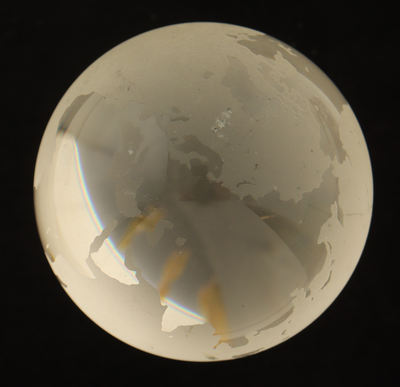 Tiffany & Co. Lead Crystal Globe With Wood & Glass Display Case at PristineAuction.com Tiffany & Co. Lead Crystal Globe With Wood & Glass Display Case at PristineAuction.com