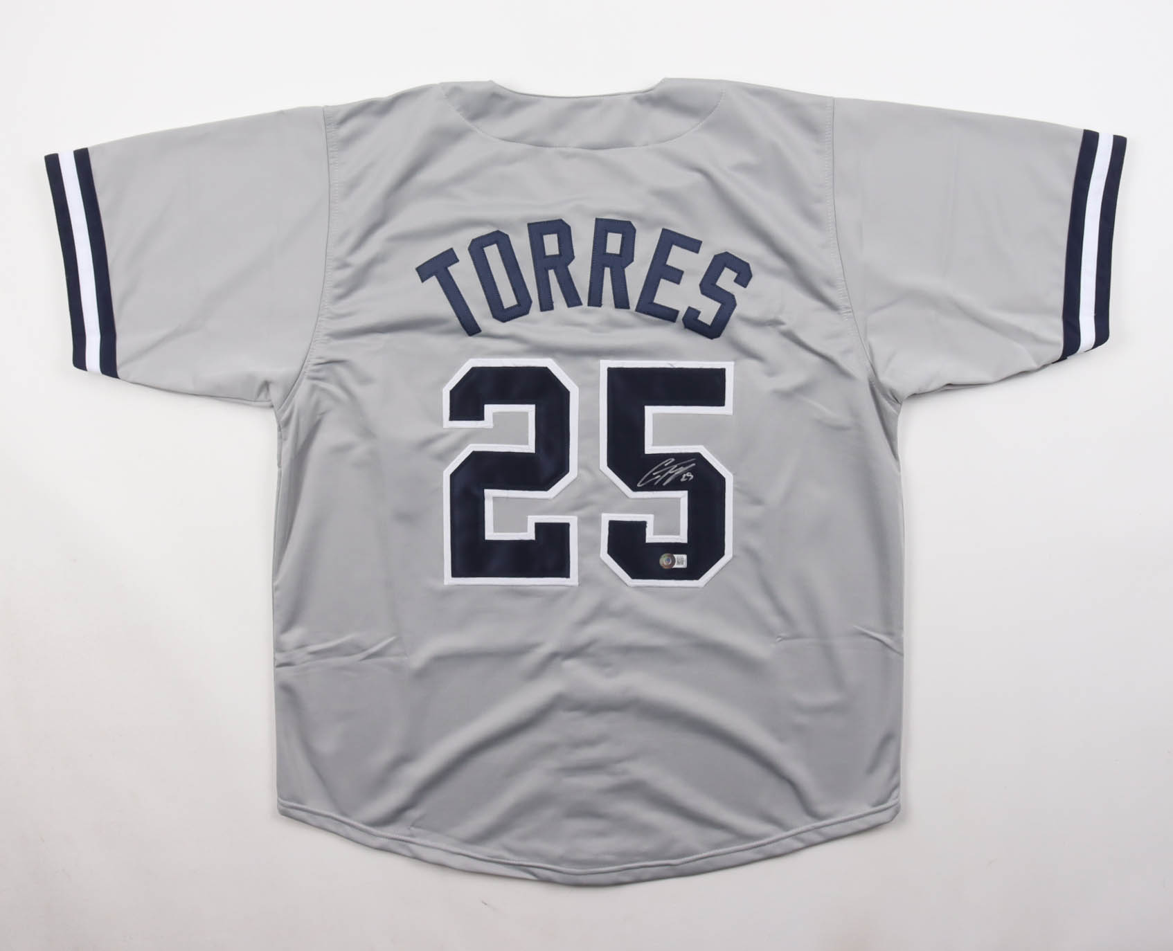 Gleyber Torres Signed Jersey (Beckett) at PristineAuction.com Gleyber Torres Signed Jersey (Beckett) at PristineAuction.com