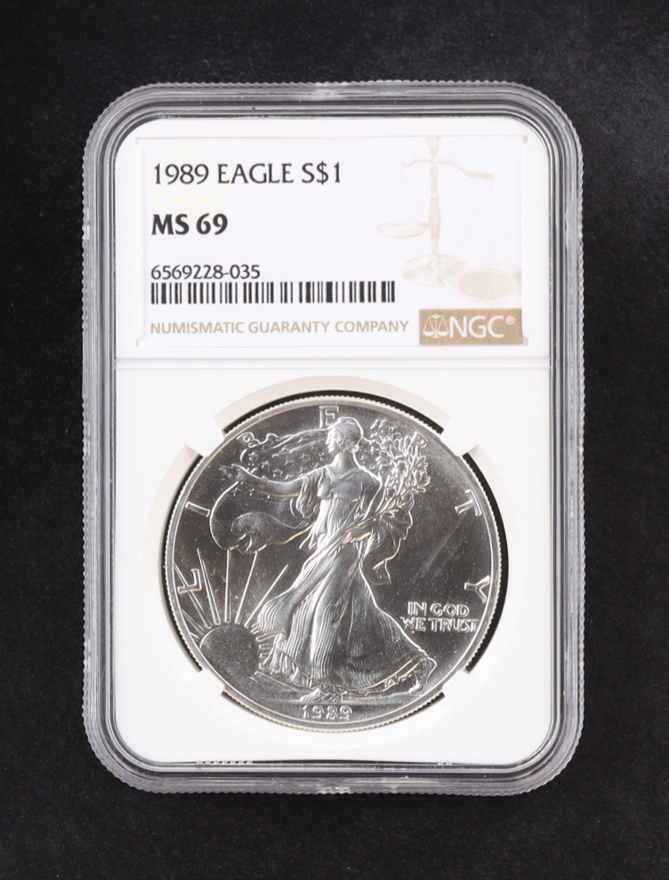 1989 American $1 Dollar Silver Eagle (NGC MS69) at PristineAuction.com 1989 American $1 Dollar Silver Eagle (NGC MS69) at PristineAuction.com