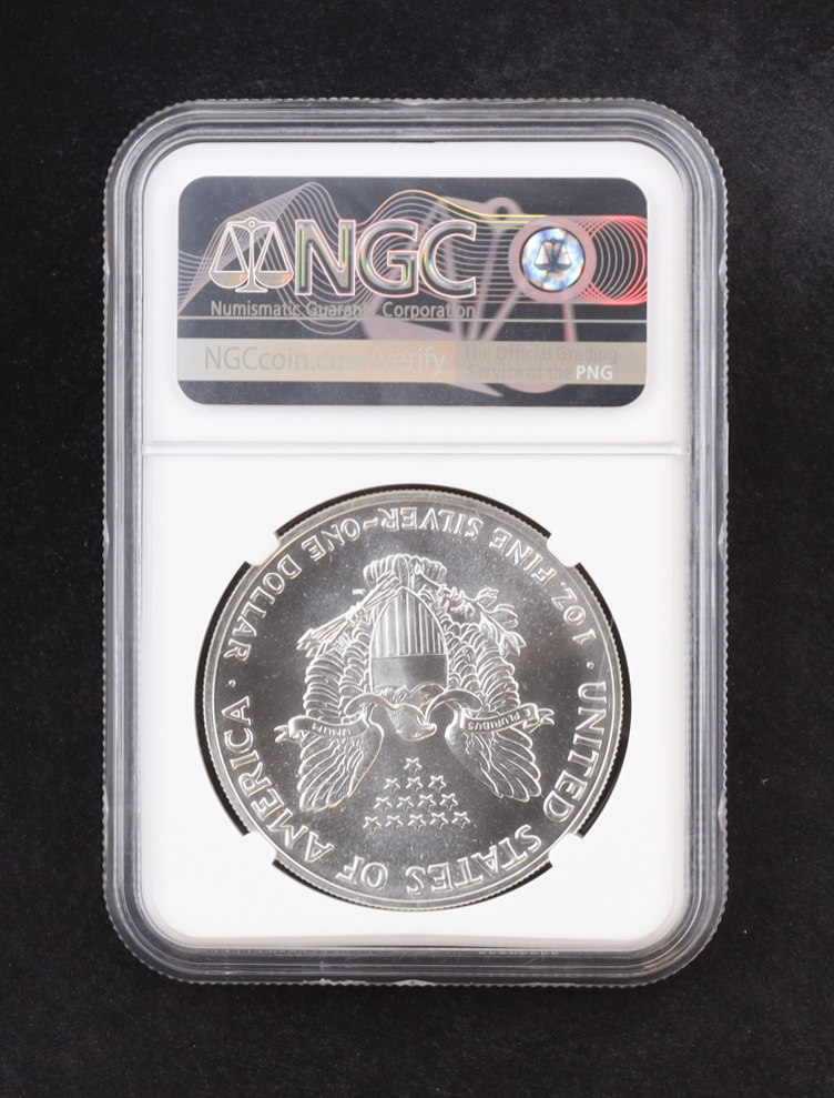 1989 American $1 Dollar Silver Eagle (NGC MS69) at PristineAuction.com 1989 American $1 Dollar Silver Eagle (NGC MS69) at PristineAuction.com