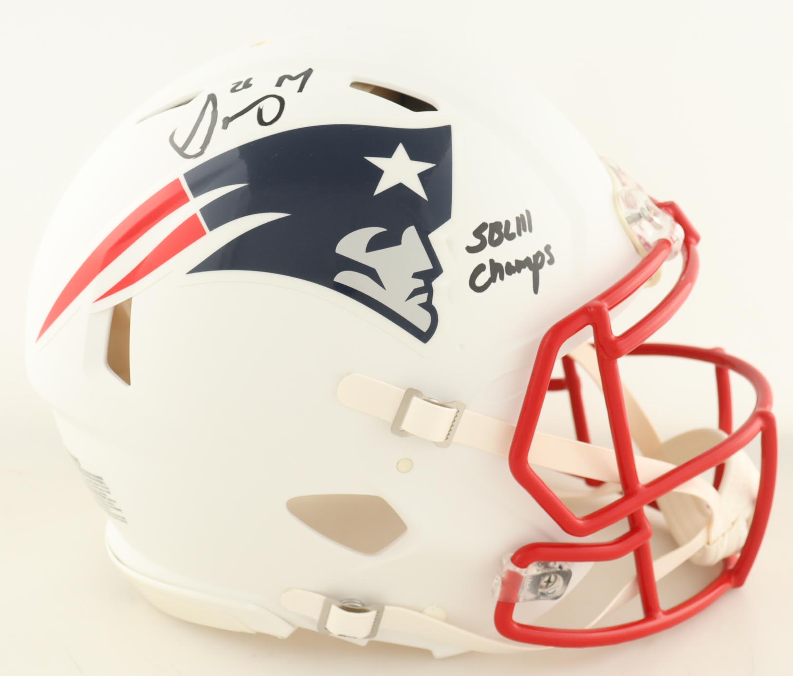 Sony Michel Signed Patriots Full-Size Authentic Flat White Speed Helmet Inscribed "SBLIII Champs" (Beckett) at PristineAuction.com Sony Michel Signed Patriots Full-Size Authentic Flat White Speed Helmet Inscribed "SBLIII Champs" (Beckett) at PristineAuction.com