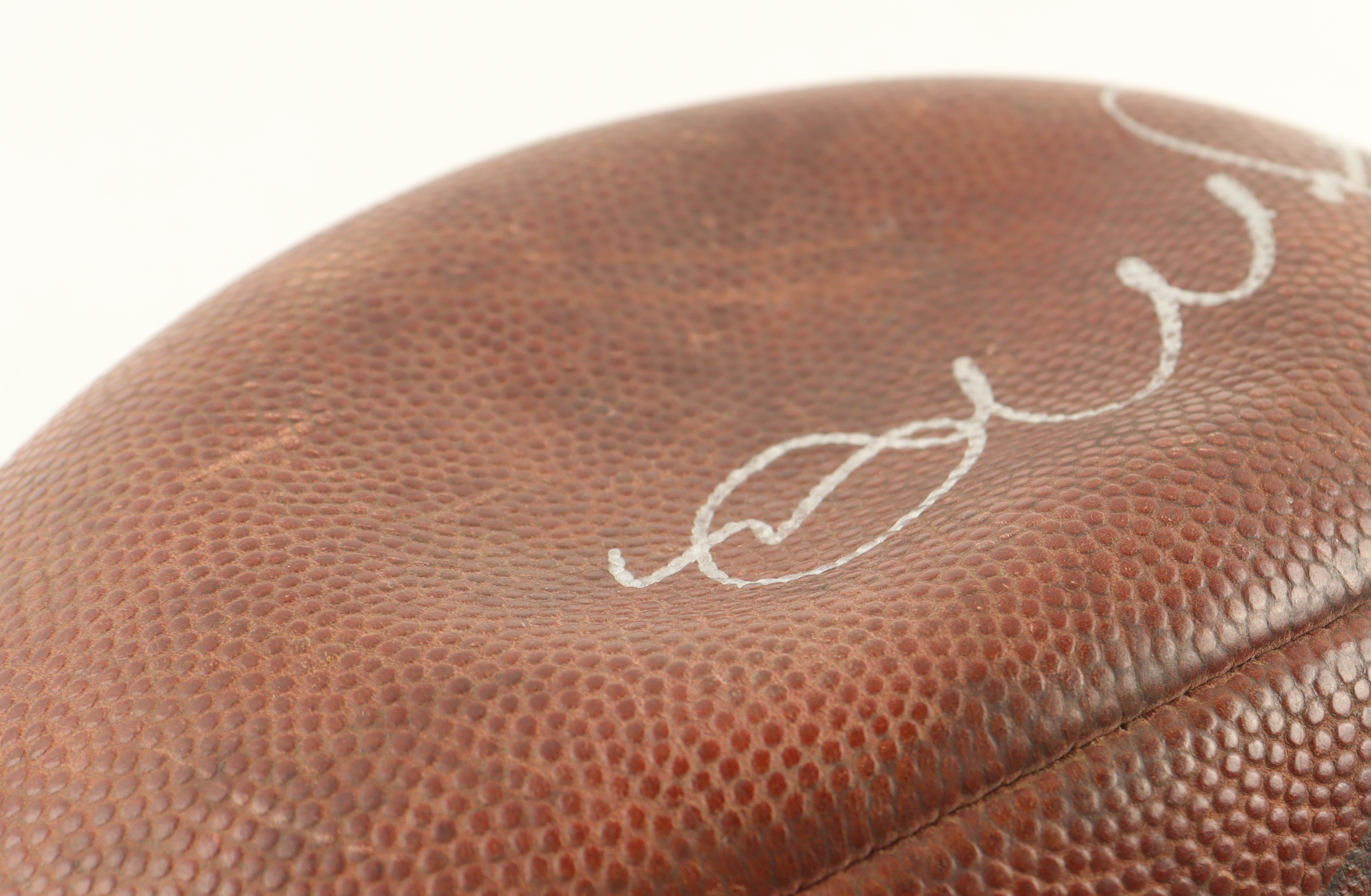 Joe Montana Signed Nike Football (JSA) at PristineAuction.com Joe Montana Signed Nike Football (JSA) at PristineAuction.com