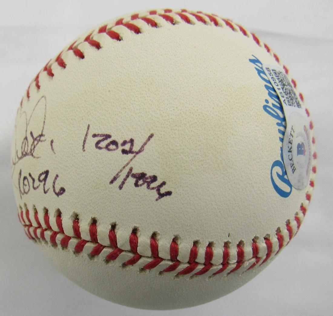 Derek Jeter Signed LE OAL Baseball Inscribed "ROY 96" (Beckett) at PristineAuction.com Derek Jeter Signed LE OAL Baseball Inscribed "ROY 96" (Beckett) at PristineAuction.com