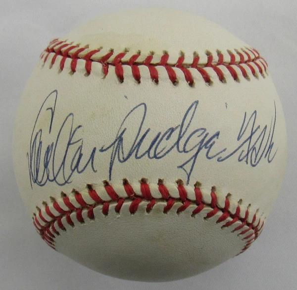 Carlton "Pudge" Fisk Signed OAL Baseball (Beckett) at PristineAuction.com Carlton "Pudge" Fisk Signed OAL Baseball (Beckett) at PristineAuction.com