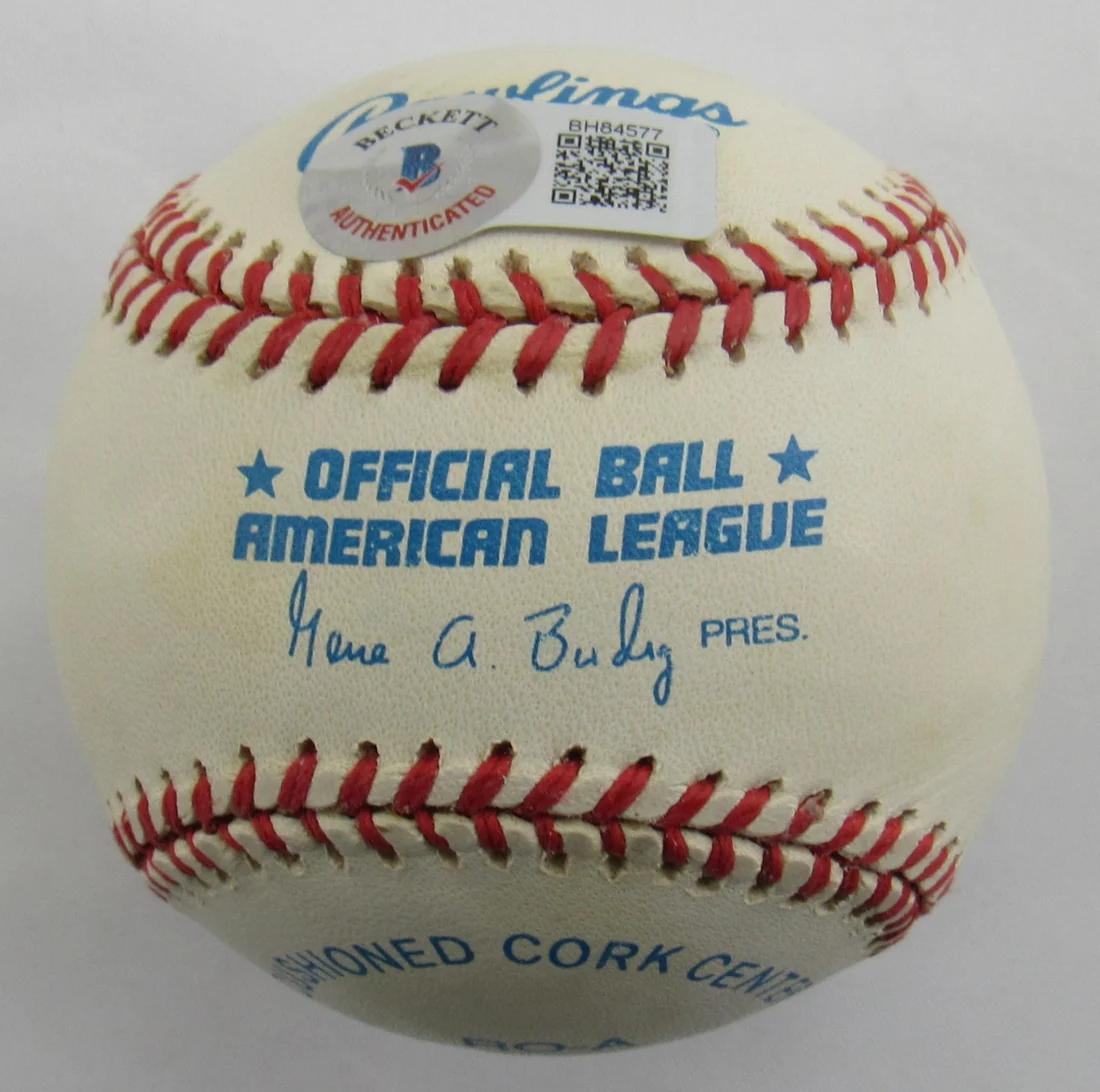 Carlton "Pudge" Fisk Signed OAL Baseball (Beckett) at PristineAuction.com Carlton "Pudge" Fisk Signed OAL Baseball (Beckett) at PristineAuction.com