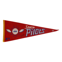 Jackie Moore Signed 1969 Pilots Vintage Felt Pennant Flag (PSA) at PristineAuction.com
