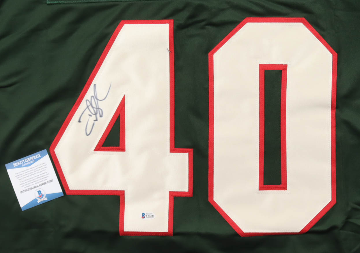 Devan Dubnyk Signed Jersey (Beckett) at PristineAuction.com Devan Dubnyk Signed Jersey (Beckett) at PristineAuction.com