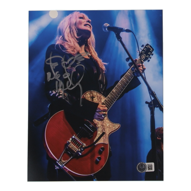 Nancy Wilson Signed "Heart" 8x10 Photo (Beckett) at PristineAuction.com Nancy Wilson Signed "Heart" 8x10 Photo (Beckett) at PristineAuction.com