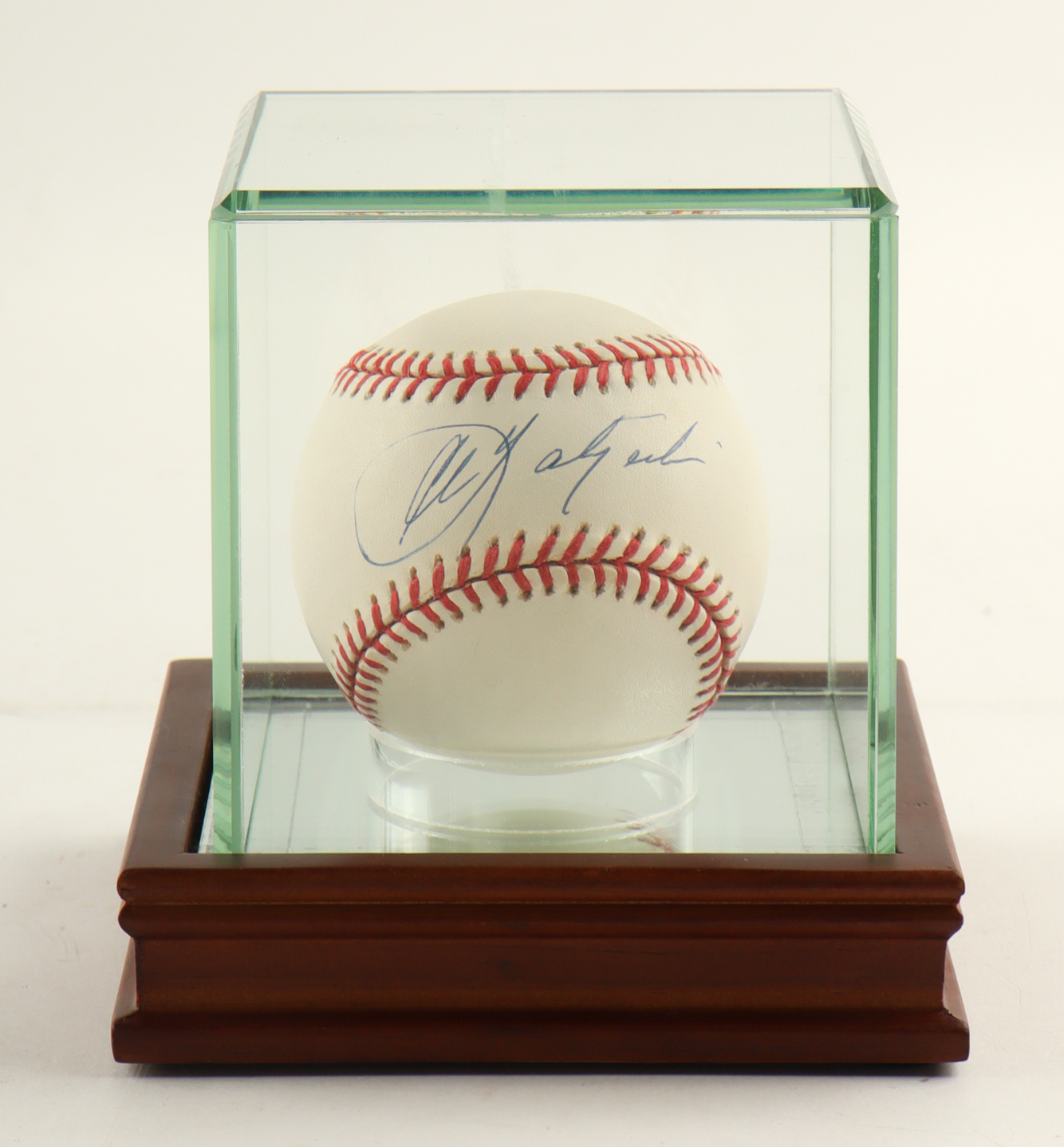 Carl Yastrzemski Signed OAL Baseball with Display Case (PSA) at PristineAuction.com Carl Yastrzemski Signed OAL Baseball with Display Case (PSA) at PristineAuction.com