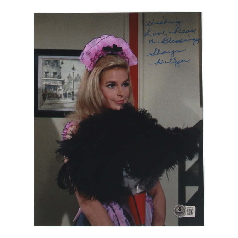 Sharyn Hillyer Signed 8x10 Photo Inscribed "wishing love, peace, + blessings" (Beckett) at PristineAuction.com Sharyn Hillyer Signed 8x10 Photo Inscribed "wishing love, peace, + blessings" (Beckett) at PristineAuction.com
