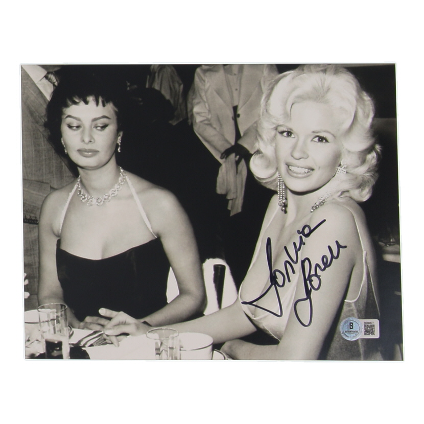 Sophia Loren Signed 8x10 Photo (Beckett) at PristineAuction.com Sophia Loren Signed 8x10 Photo (Beckett) at PristineAuction.com